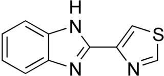 チアベンダゾールの化学構造